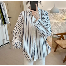 批发<b class='q'>秋</b>装新款大码女装复古条纹蝙蝠袖纯棉条纹长袖衬衫女减龄上衣