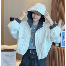 批发秋冬装新款复古连帽压格短<b class='q'>外套</b>女欧洲站欧货女装<b class='q'>时尚</b>夹克上衣潮