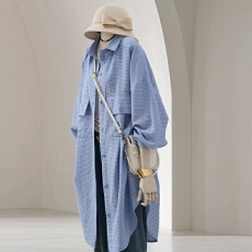 批发春装新款慵懒风肌理感空调衫中长款翻领长袖外搭条纹衬衫