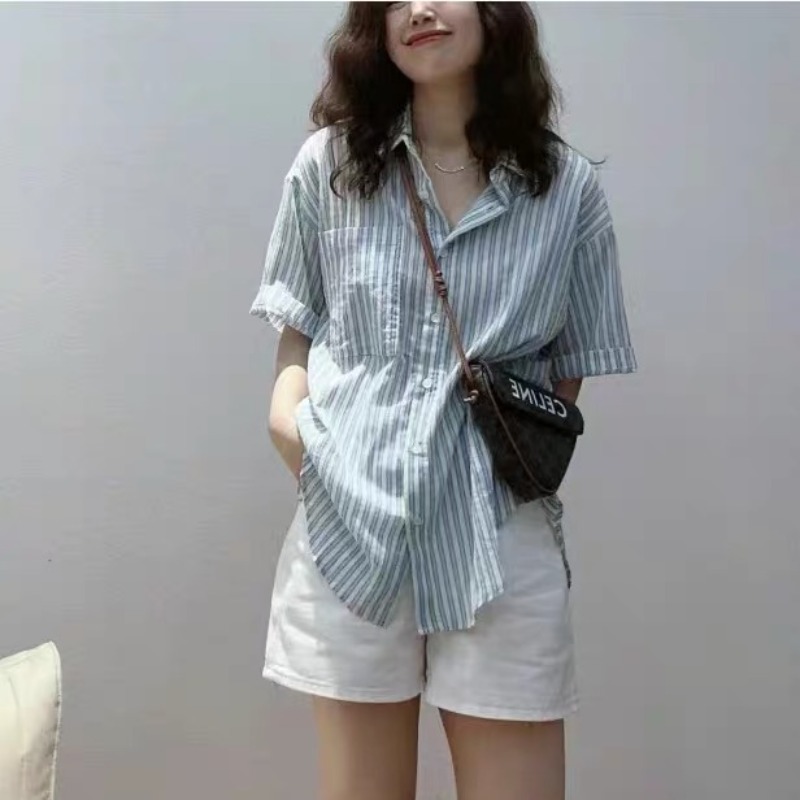 여름 드레스 새로운 빅 사이즈 여성 의류 레트로 스트라이프 면 린넨 반팔 셔츠 느긋한 느슨함 센스 외부 가져 가라. 루즈핏 맨위