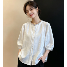 批发夏装重工刺绣白色七分袖<b class='q'>衬衫</b>女新款宽松休闲洋气圆领纯棉小衫上衣