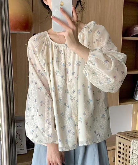 가을 의상 새로운 프랑스식 달콤함 거품 소매 꽃무늬 쉬폰 셔츠 부드러운 바람 레이스 자수 태양 보호 셔츠
