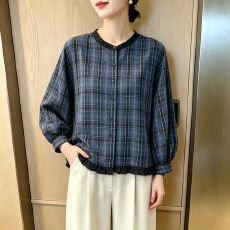 批发秋装新款韩系蓝色格子衬衫女宽松休闲圆领木耳边超好看上衣