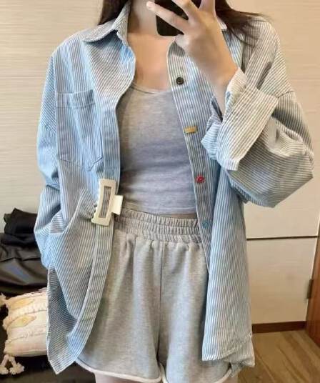 가을 의상 새로운 한국 스타일 느긋한 디자인 센스 프린트 긴팔 화이트 미니멀리즘 셔츠 루즈핏 다용도 자외선 차단 맨위