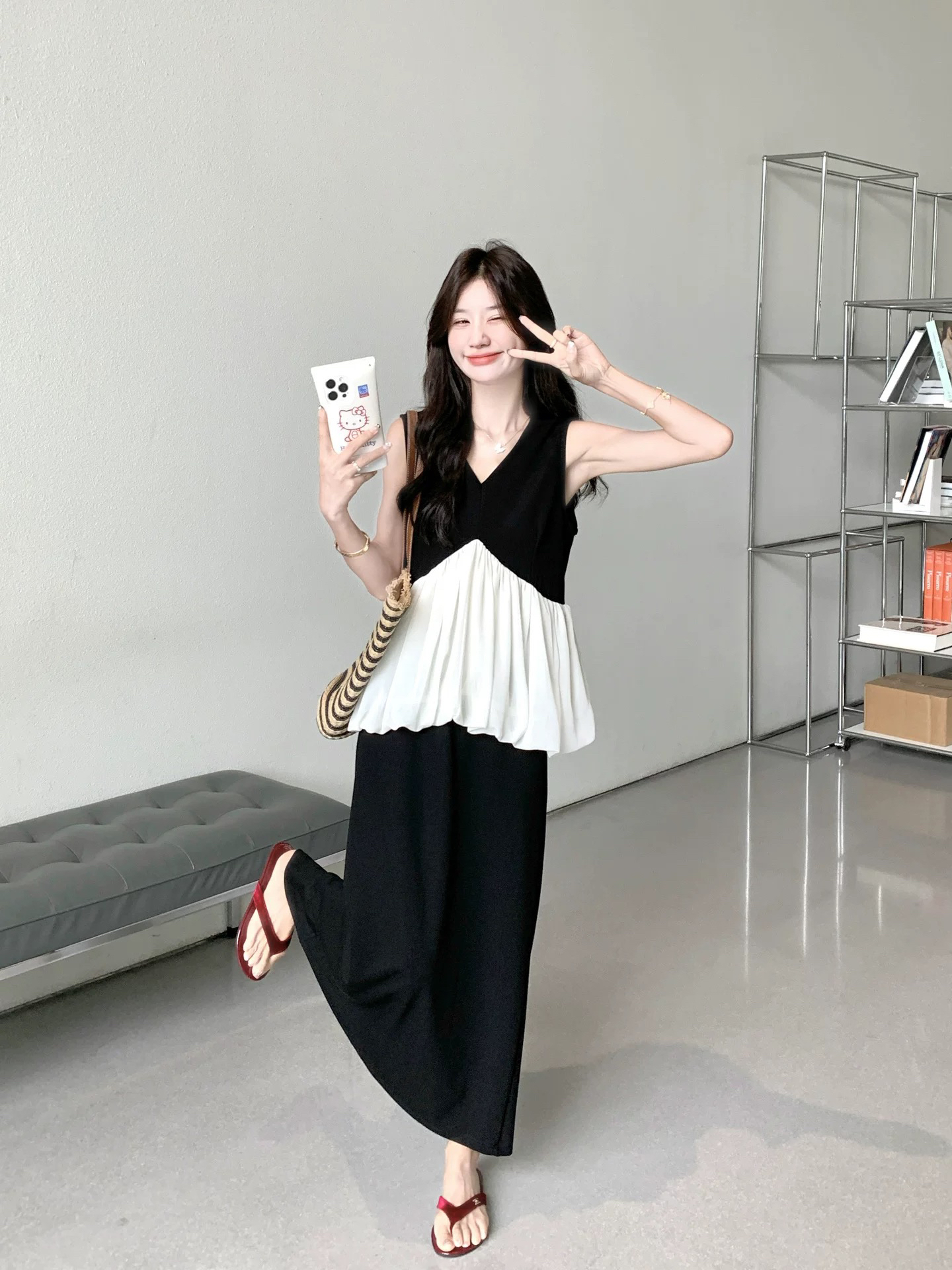 프랑스식 낭만주의 섹시함 빛 요리 한 바람 패치워크 조끼 세트 드레스 여성 여름 2026 새로운 반신 롱 스커트 투피스 세트