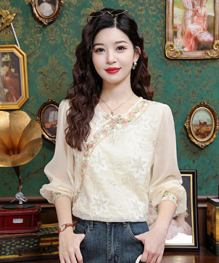 실사 2026 년 가을 새로운 새로운 국풍 3 차원 자수 자수 긴팔 맨위