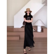 批发<b class='q'>大码</b>时尚不规则流苏褶皱半身裙+气质通勤T恤