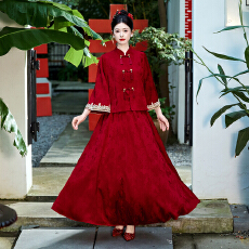 批发实拍新中式喜庆重工刺绣提花上衣改良<b class='q'>半身裙</b>套装婚庆礼服两件套