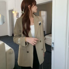 批发2025秋季新款爆款时尚洋气高级感端庄大气西装<b class='q'>女士</b>套装