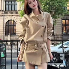 批发卡其色短款立领风衣外套女2026<b class='q'>春</b>秋新款设计感慵懒风收腰显瘦大衣