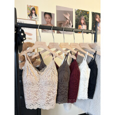 批发实拍不减～秋冬蕾丝V领保暖背心女内搭修身显瘦打底上衣