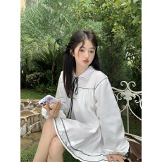 批发实拍~新款韩系甜美减龄重工刺绣系带娃娃领宽松长袖衬衫<b class='q'>连衣裙</b>