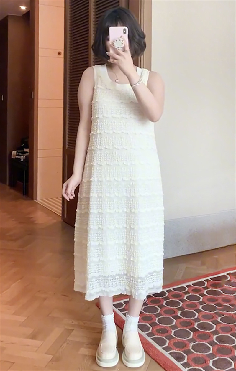 빅 사이즈 여성 의류 지방 mm 작은 대중 디자인 센스 레이스 질감 곡물 조끼 여성 드레스 여름 품격 슬림해 보이는 롱 스커트