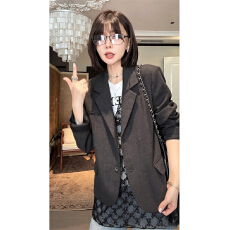批发微胖mm复古高智感气质正肩西装女早秋松弛感时髦洋气休闲显瘦外套