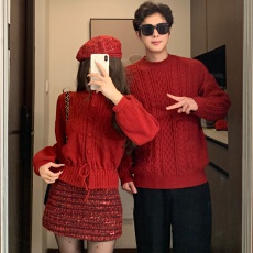 批发实拍#出货中#情侣装秋冬2025新款红色圣诞新年订婚领证针织毛衣