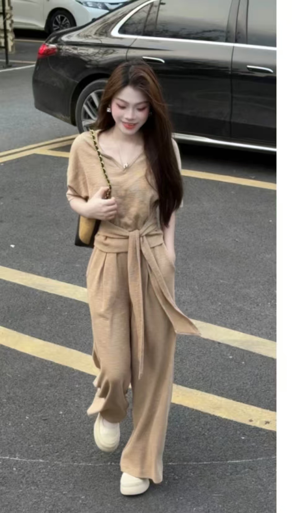 한 부서 느긋한 바람 V넥 스트랩 와이드 레그 팬츠 슬림해 보이는 품격 세트 하이웨이스트 프랑스식 허리 수축 작은 키 투피스 세트