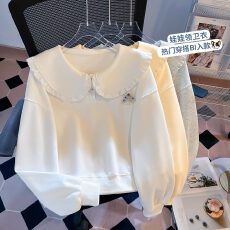 批发实拍温柔木耳边娃娃领<b class='q'>卫衣</b>秋宽松泡泡袖甜美减龄短款百搭套头上衣