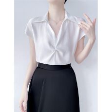 批发2026年法式气质白色缎面短袖衬衫女夏<b class='q'>职业</b>通勤v领扭结设计感上衣