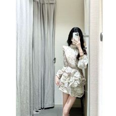 批发法式千金感<b class='q'>碎花</b>长袖连衣裙女2025春夏新款设计感收腰显瘦包臀<b class='q'>短裙</b>