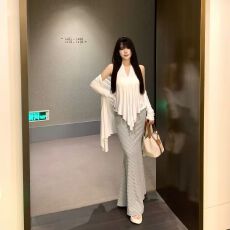 批发【三件套】时尚套装纯欲气质不规则长袖开衫内搭背心<b class='q'>条纹</b>半身裙