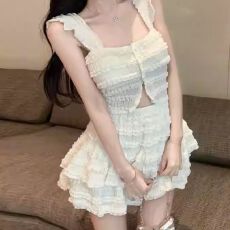 批发小个子甜美性感露锁骨花边<b class='q'>无袖</b>吊带短款背心松紧腰半身蛋糕裙套装