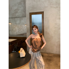 批发<b class='q'>时尚</b>穿搭套装印花抹胸背心外穿上衣女2026年夏季条纹休闲裤两件套