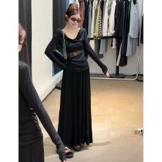 法式温柔风蕾丝拼接长袖连衣裙女2026秋季新款高腰半裙气质假两件