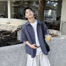 批发2025新款藏青泡泡棉格子短袖衬衫男新款<b class='q'>夏</b>季宽松休闲外穿衬衣
