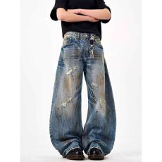 批发2026新款水洗做旧牛仔美式高街脏染破洞裤<b class='q'>男</b>宽松弯刀阔腿夏季<b class='q'>裤子</b>