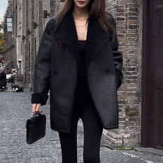 批发官图 洋气双面穿加厚毛毛<b class='q'>外套女</b>2025冬季新款慵懒风皮毛一体上衣