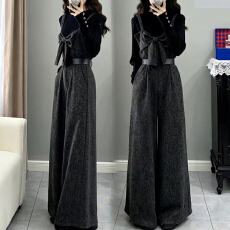 批发官图 高级气质针织打底衫2025秋冬蝴蝶结背带连体裤显瘦<b class='q'>收腰</b>套装