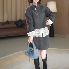 批发官图 2025秋冬款撞色休闲拼接<b class='q'>蕾丝</b>下摆高级感卫衣加厚<b class='q'>短裙</b>两件套