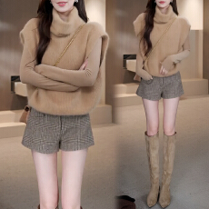 批发官图 秋冬一整套女装慵懒风针织马甲长袖T恤<b class='q'>打底</b>衫格纹<b class='q'>短裤</b>三件套
