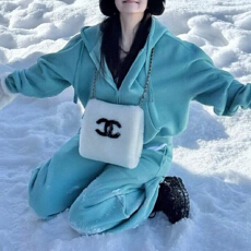 批发官图 韩版连帽卫衣外套时尚套装秋冬新款松紧腰立裁阔腿裤<b class='q'>两件</b>套