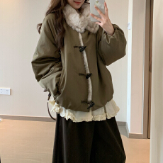 官图 复古短款翻领牛角扣外套2025冬季新款韩系加厚保暖夹克上衣
