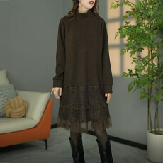 批发官图 复古半高领蕾丝拼接连衣裙2025秋冬新款洋气减龄中长阔版裙