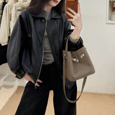 官图 韩系中长款拉链翻领皮衣外套女休闲风2025冬季新款保暖上衣