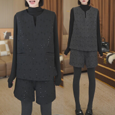 批发官图 高级感打底衫2025秋冬新款气质印花<b class='q'>马甲</b>优雅阔腿短裤三件套