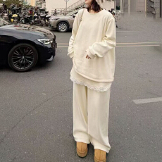 批发官图 2026秋冬新款独特超好看洋气针织<b class='q'>休闲</b>上衣直筒裤屁帘三件套