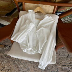 批发官图 法式韩系设计感小众显瘦<b class='q'>长袖</b><b class='q'>衬衫</b>可拆卸屁帘西装长裤两件套