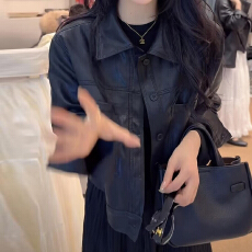 批发官图 复古翻领单排扣短款皮衣外套女2026<b class='q'>春</b>秋新款时尚小个子夹克