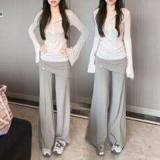 批发官图 春秋新款上新设计辣妹洋气排扣显瘦喇叭袖上衣显瘦长裤套装