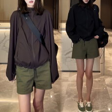 批发官图 清凉感冲锋衣防晒套装春秋新款连帽外套宽松短裤休闲两件套