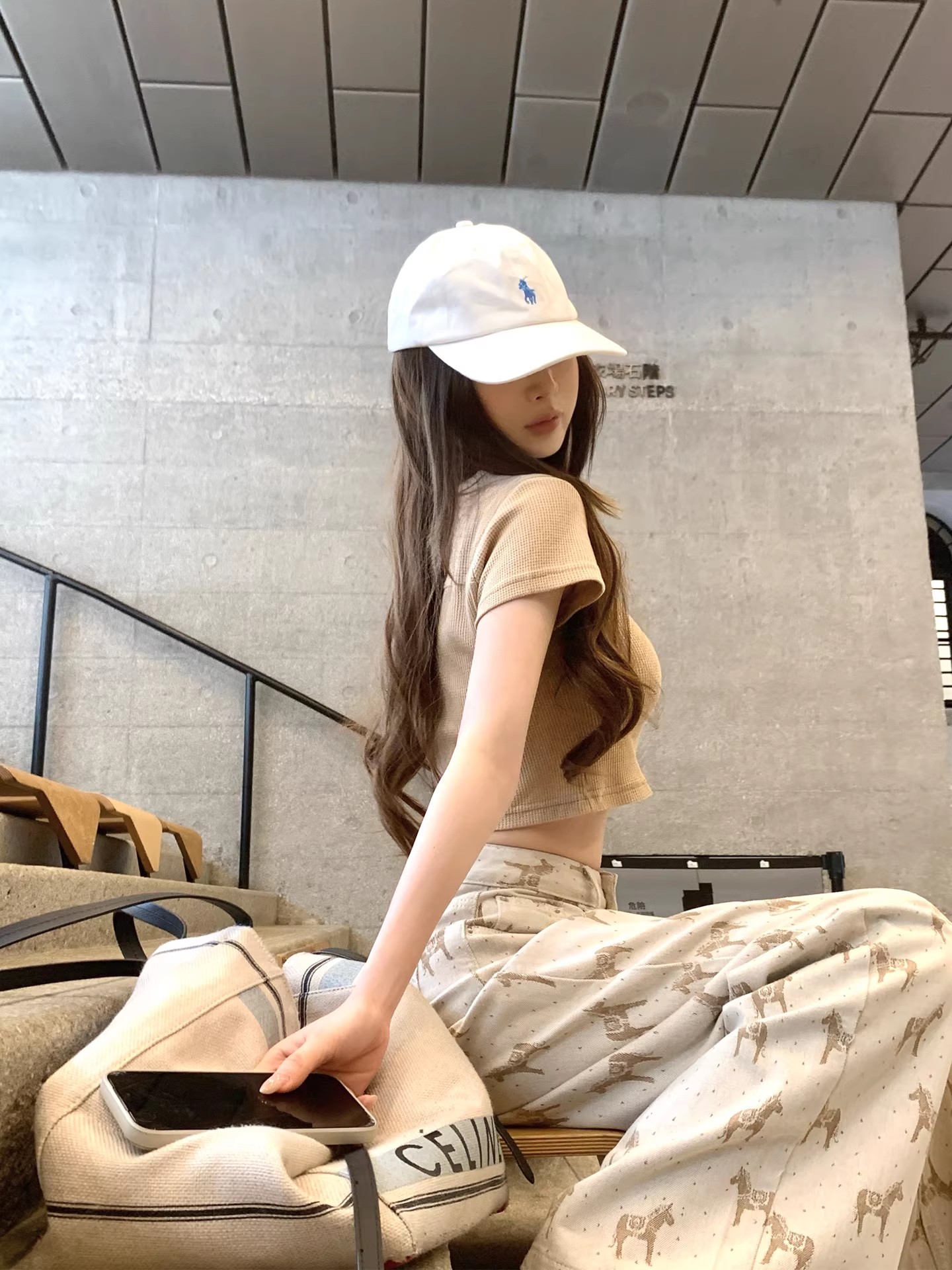 디스크 디스크 돈 벌기 작은 말 2026 새로운 주간 실크 데님 면 좋은 플래시 데님 와이드 레깅스 바지 봄 루즈핏 바지