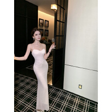 批发实拍视频    新款烫钻宴会礼服抹胸辣妹修身吊带<b class='q'>长款</b>带胸垫<b class='q'>连衣裙</b>