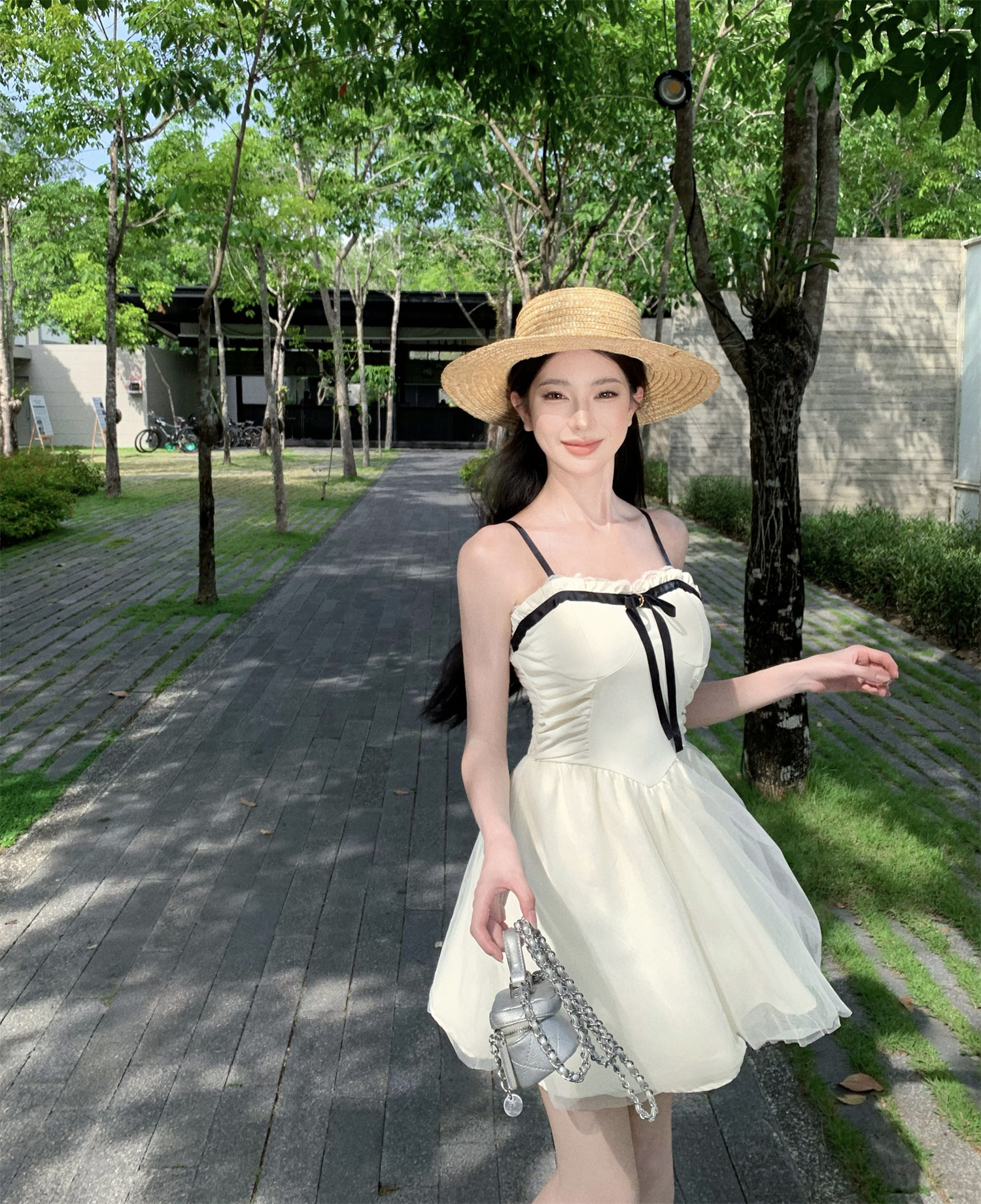 실사 비디오 새로운 순수한 욕망 부서 연령 감소 작은 키 슬립 드레스 나비 매듭 메시 원단 퍼프 드레스