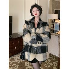 批发格子毛呢西装外套女2025冬季<b class='q'>新款</b>韩系宽松加厚小个子复古呢子大衣