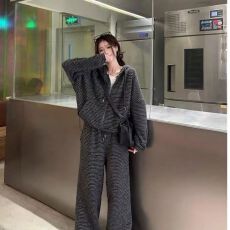 批发【280克面料】300斤春秋季大码<b class='q'>女装</b>运动<b class='q'>套装</b>女宽松连帽卫衣两件套