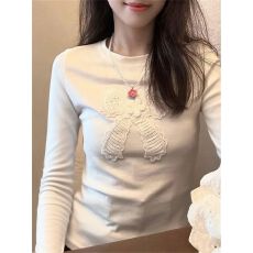 批发1*1德绒甜美蝴蝶结刺绣正肩长袖<b class='q'>T</b><b class='q'>恤</b>女秋冬季打底衫女内搭修身上衣