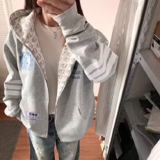 批发纯棉华棉复牛奶丝 原版做工，帽子拼接、<b class='q'>拉链</b>内抽做工 刺绣+布标